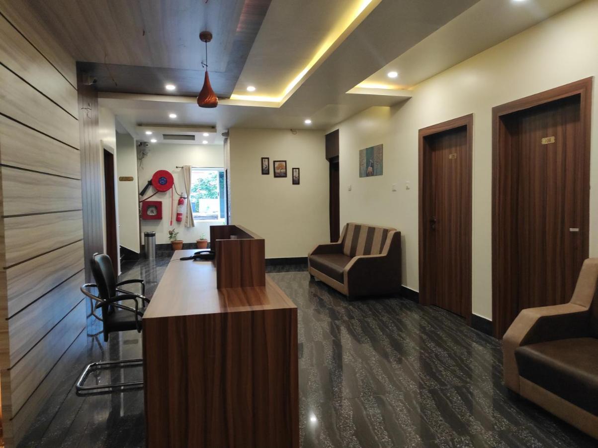 Hotel Paradise - Biswanath Chariali Bishnath Exteriér fotografie